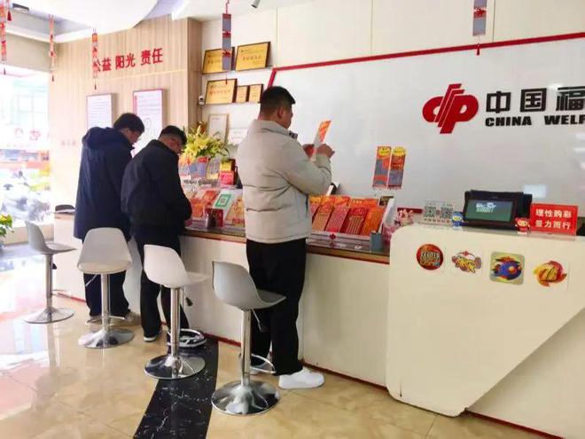威尼斯wns8885566【消息晚饭】召回下架！触及六安三家店六安一丛林步道当选(图4)